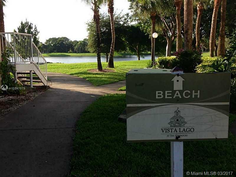 VISTA LAGO AT THE HAMMOCK - Residential Lease