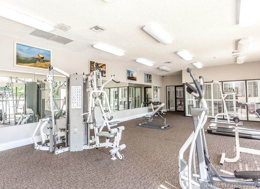 VISTA LAGO AT THE HAMMOCK - Residential Lease