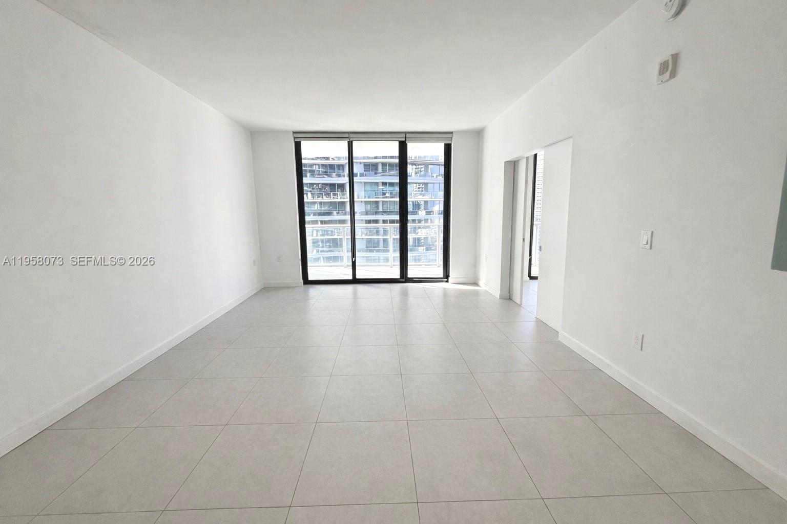 1010 Brickell Condo - Residential