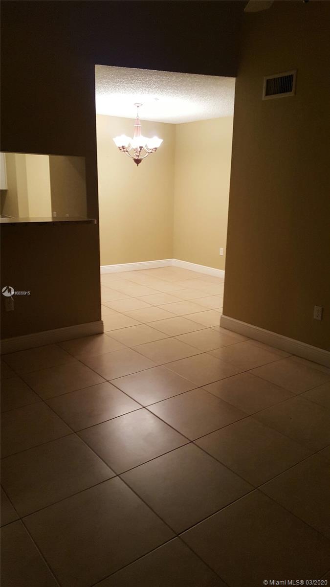 ST ANDREWS CONDO - Residential Lease