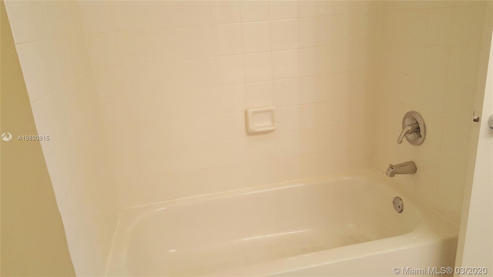 ST ANDREWS CONDO - Residential Lease