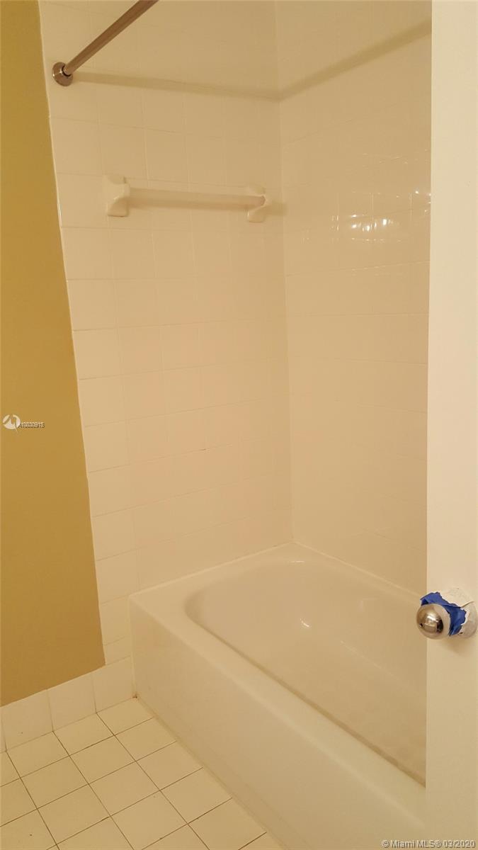 ST ANDREWS CONDO - Residential Lease