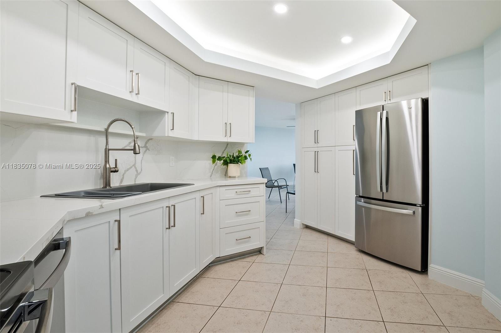 ANCHOR BAY CLUB CONDO - Residential