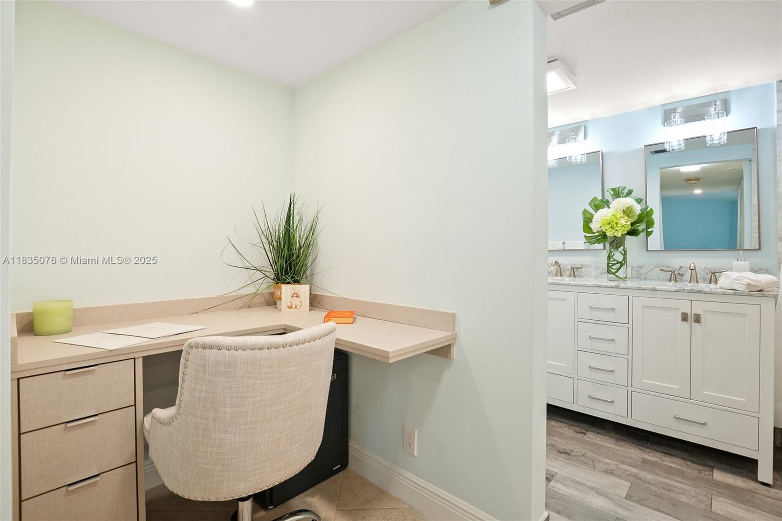 ANCHOR BAY CLUB CONDO - Residential