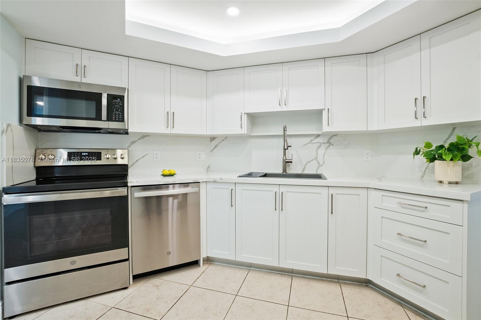 ANCHOR BAY CLUB CONDO - Residential