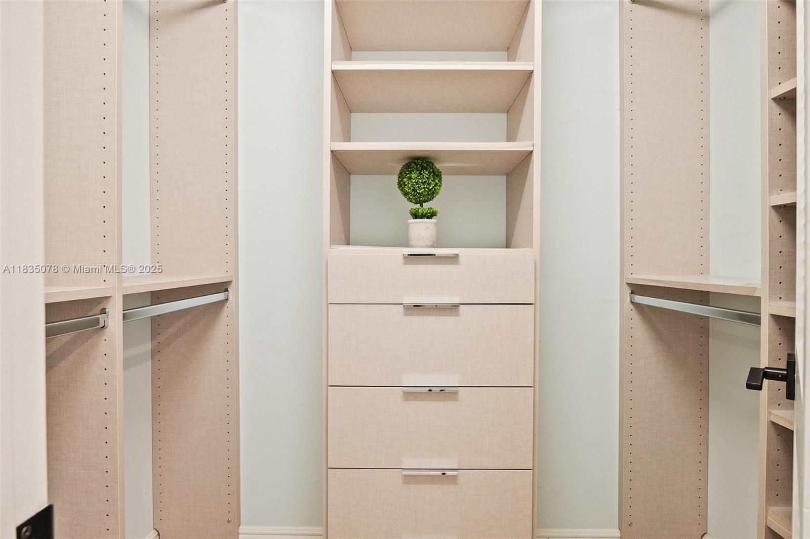 ANCHOR BAY CLUB CONDO - Residential