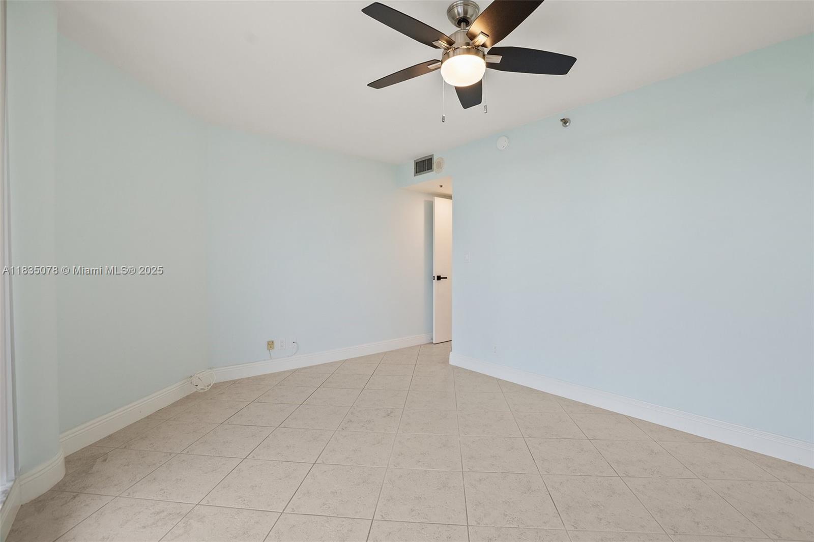 ANCHOR BAY CLUB CONDO - Residential