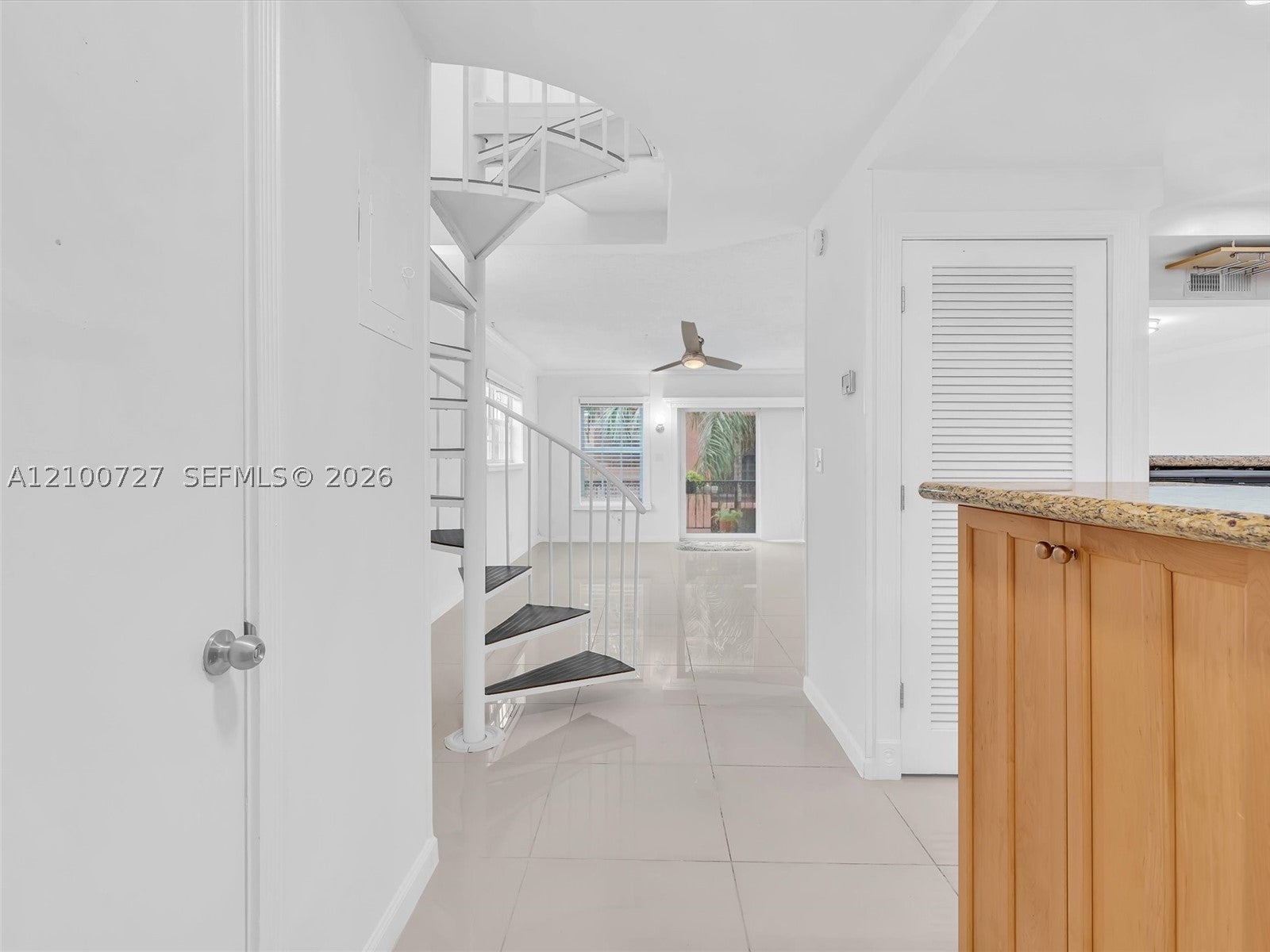 620 Tennis Club Dr 301
