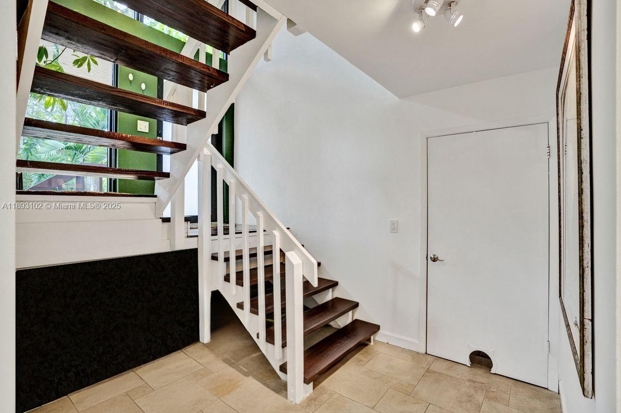 FOREST COVE - Residential