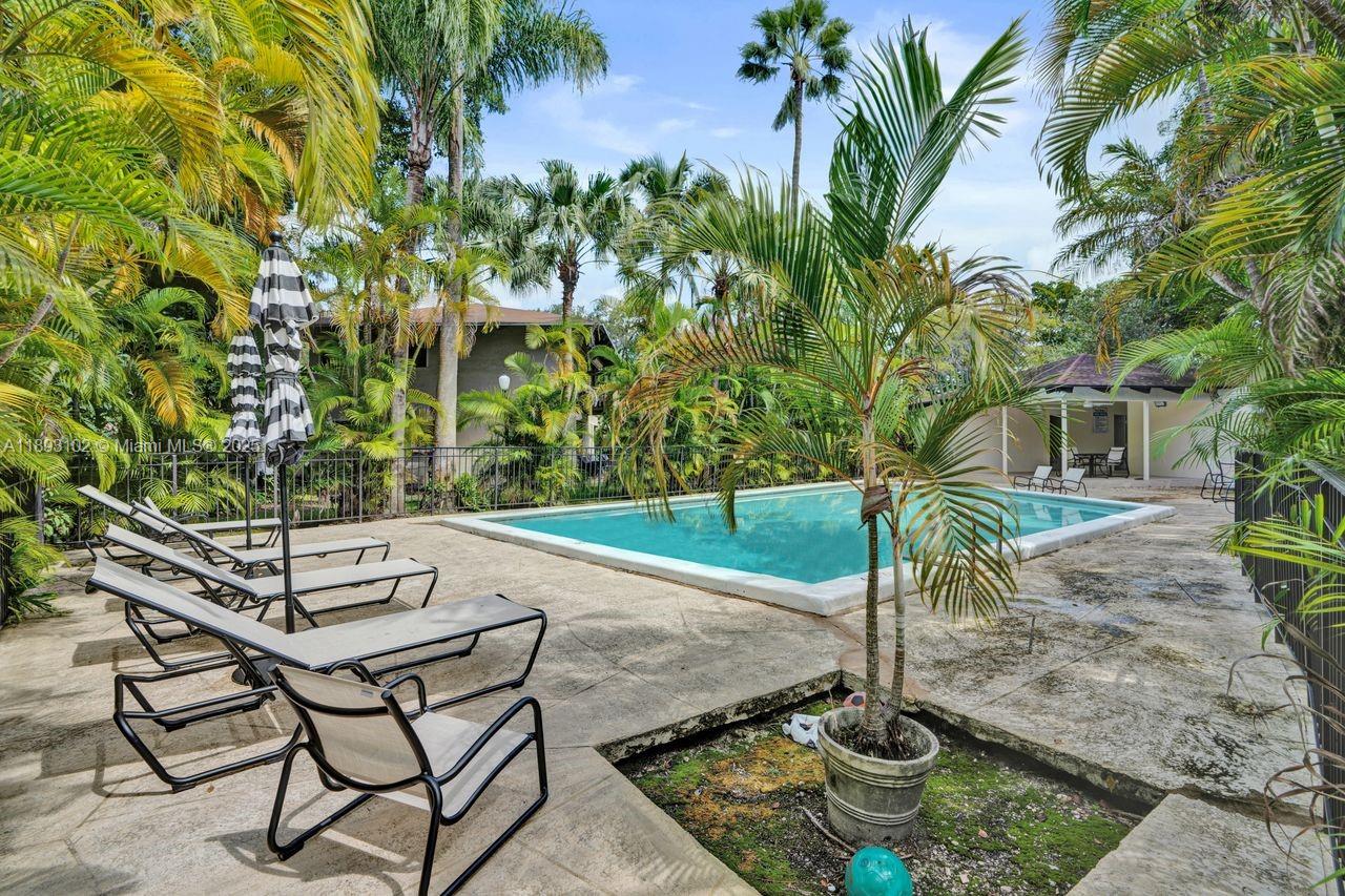 FOREST COVE - Residential