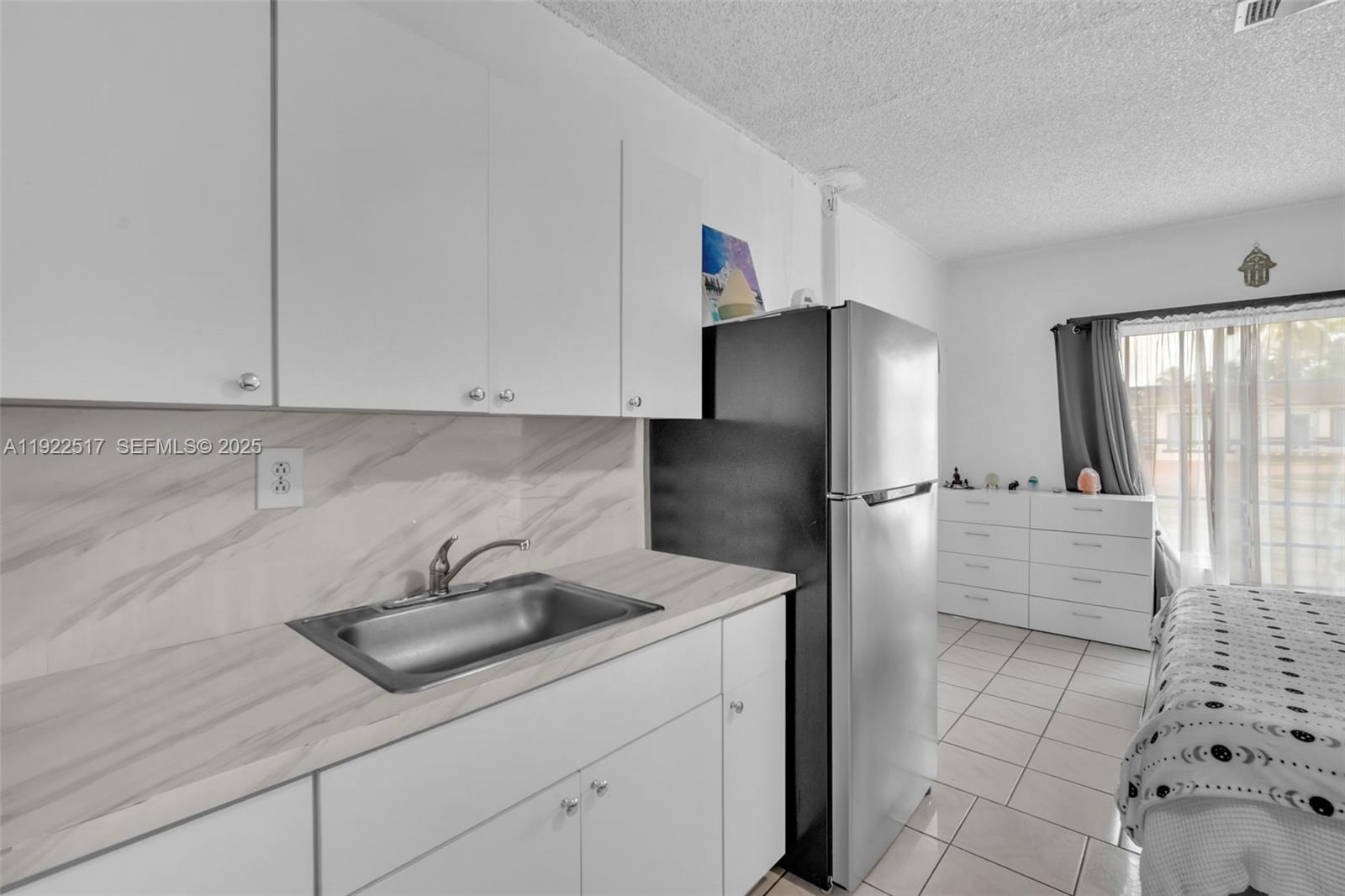 COUNTRY LAKE MANORS SEC 3 - Residential