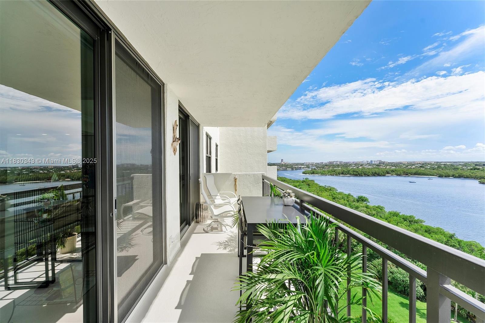 LA FONTANA CONDO - Residential