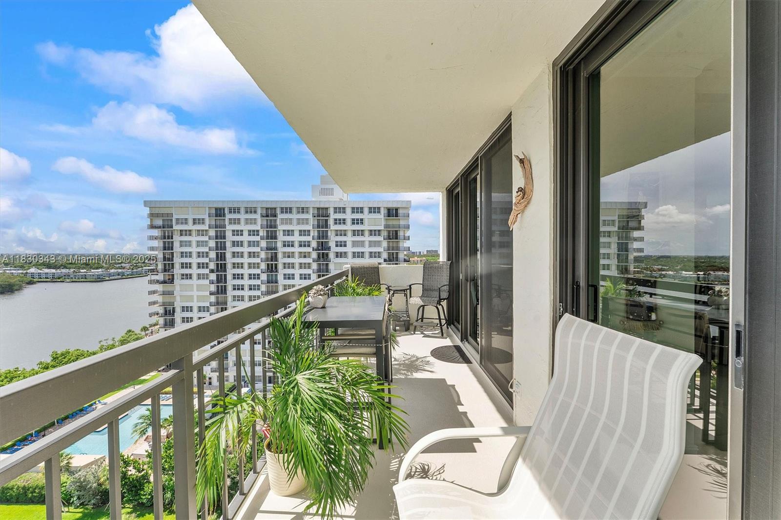 LA FONTANA CONDO - Residential