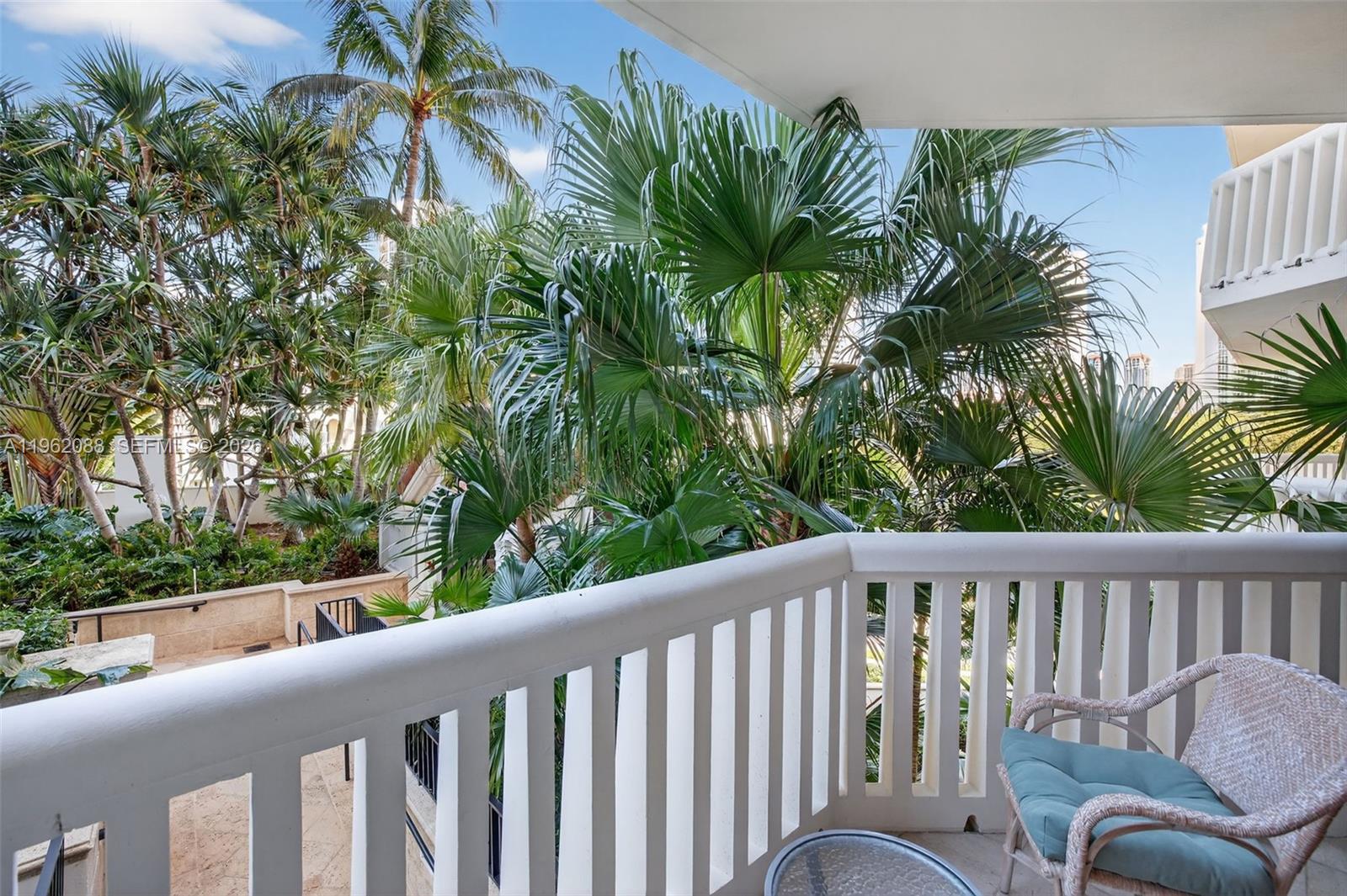 2000 ISL BLVD WILLIAMS IS - Residential Lease