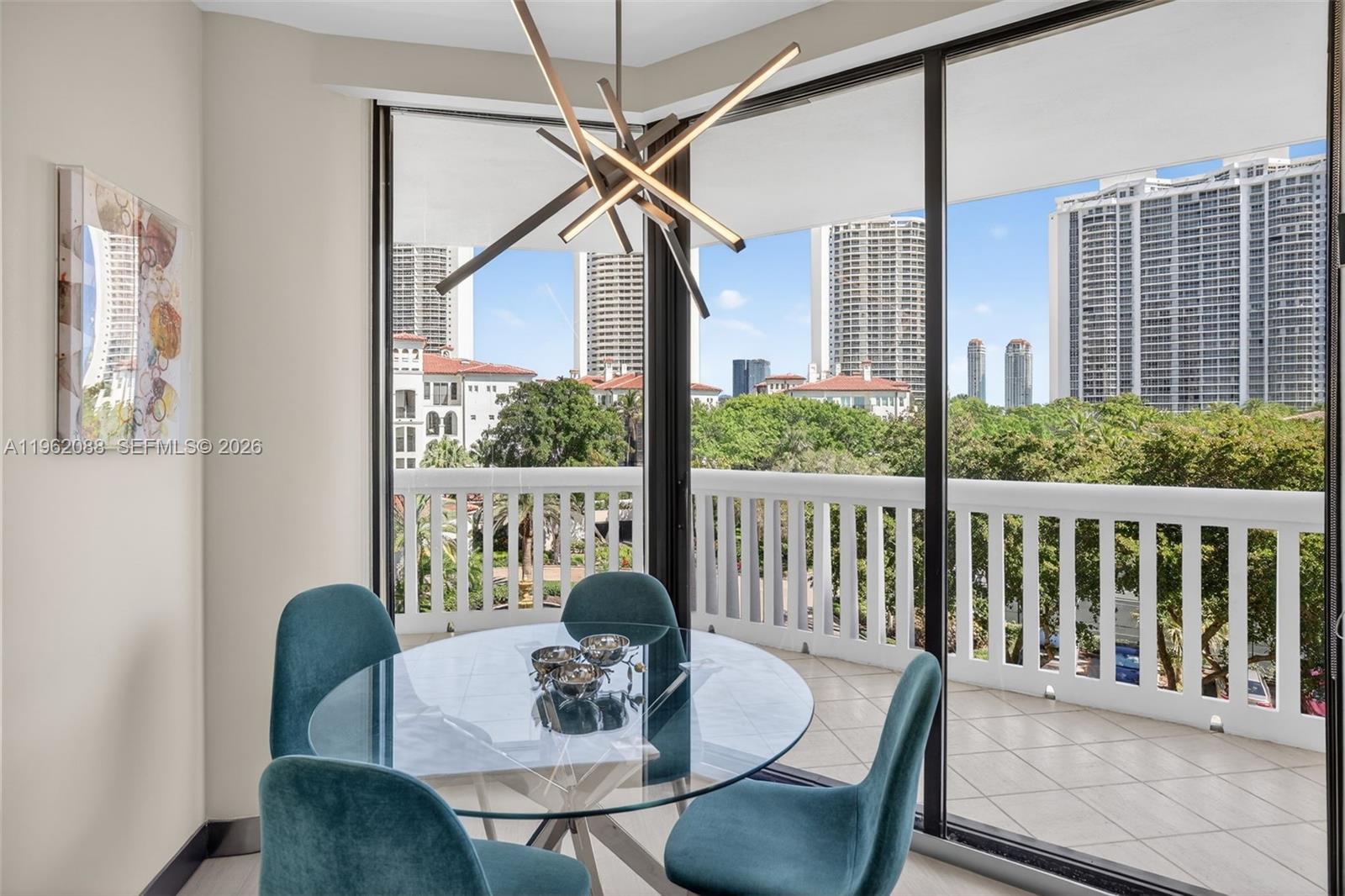 2000 ISL BLVD WILLIAMS IS - Residential Lease