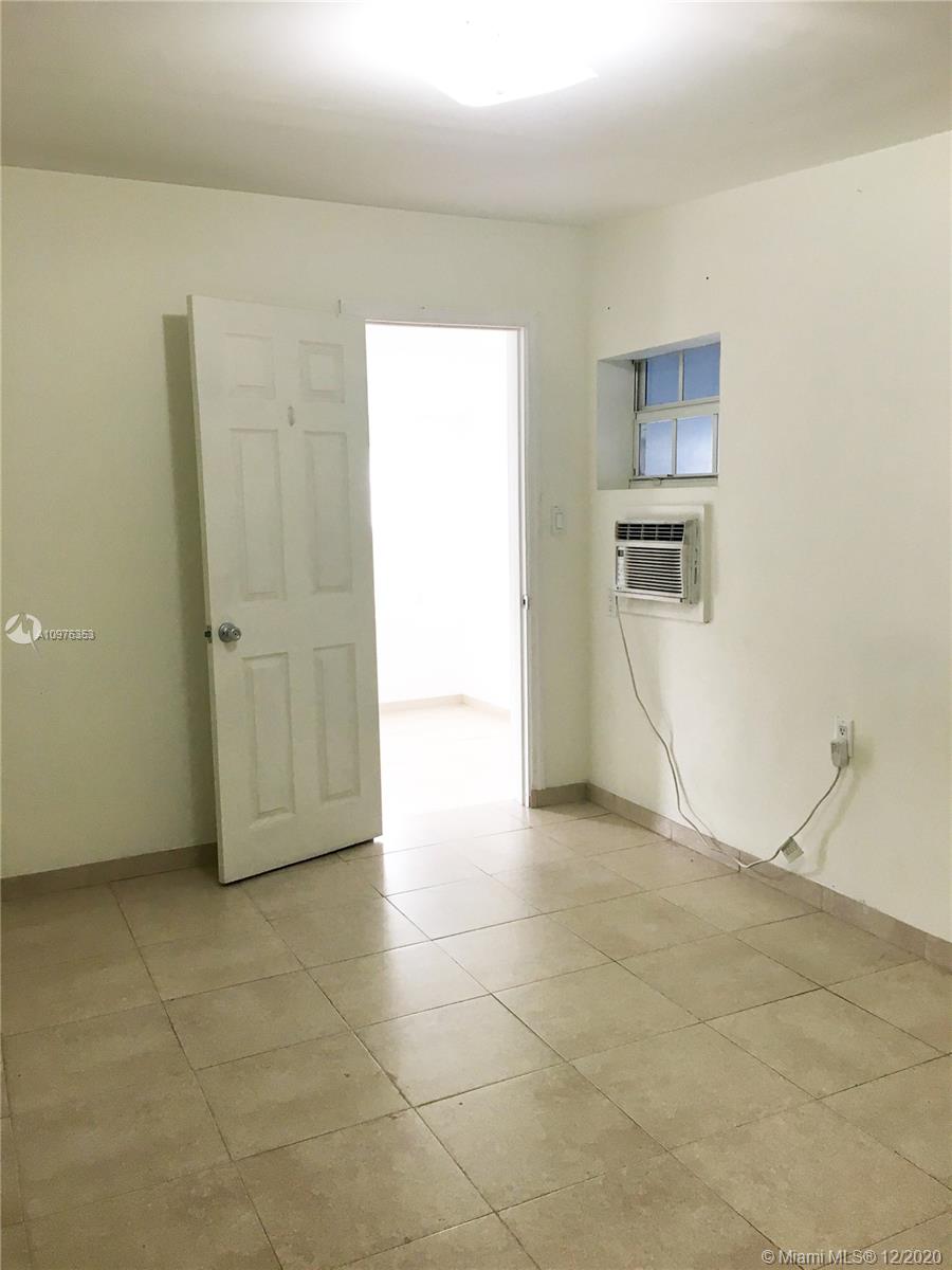 GRAPELAND - Residential Lease