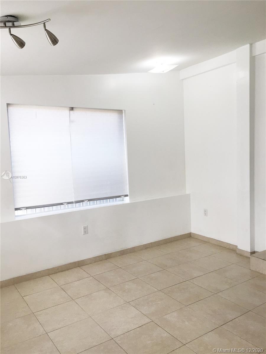 GRAPELAND - Residential Lease