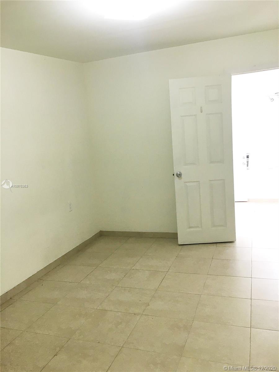 GRAPELAND - Residential Lease