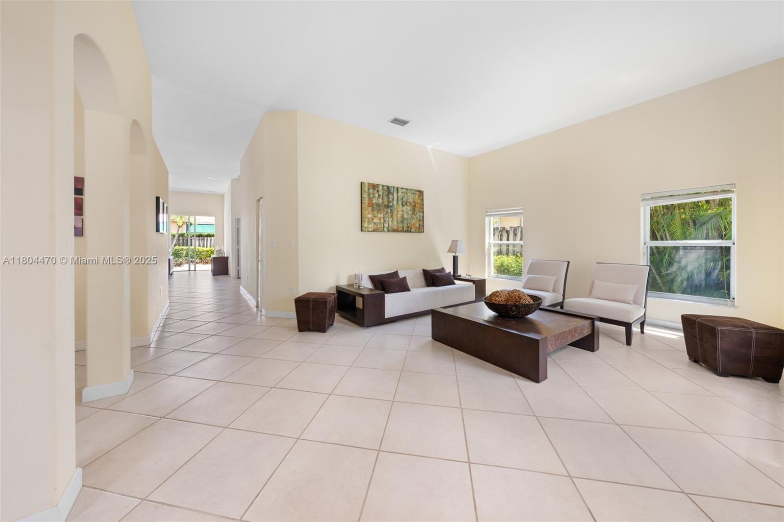 11351 NW 64th Ter