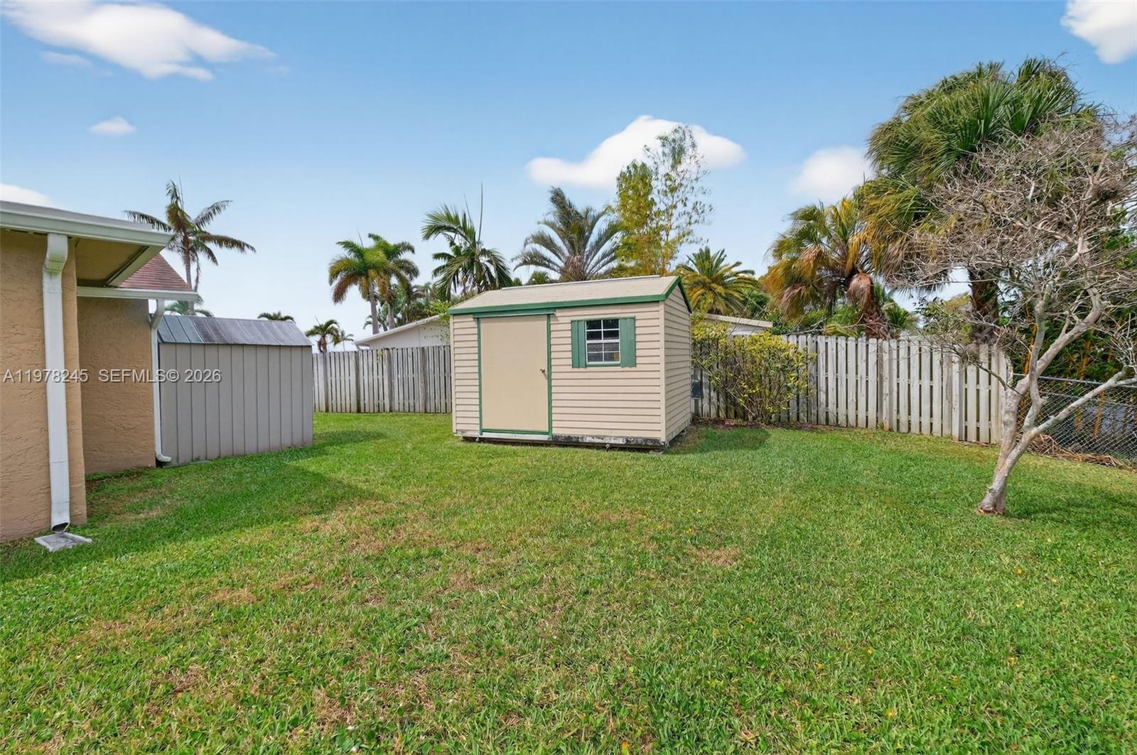 WESTVIEW SEC 3 PART 2 - Residential