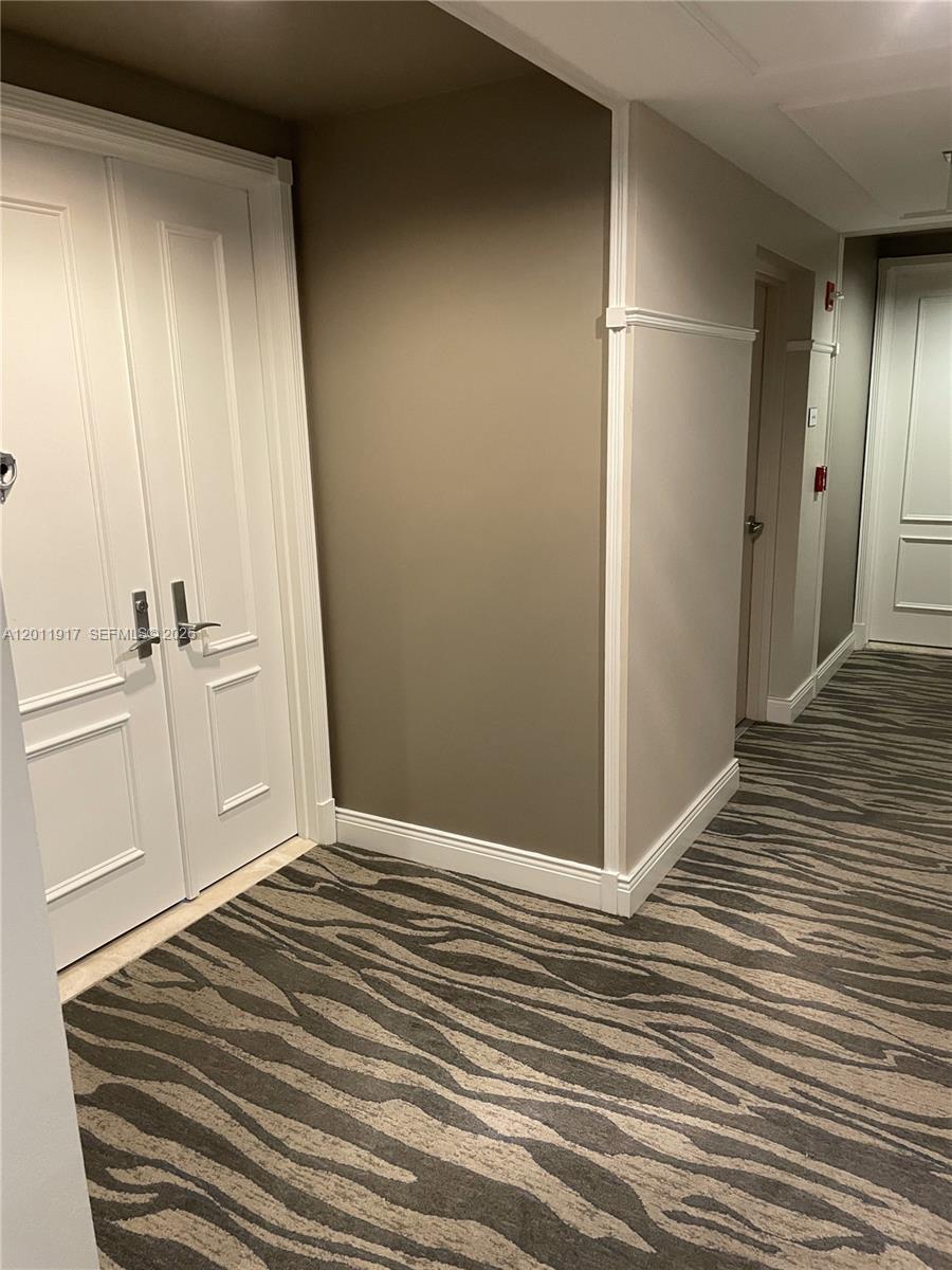 848 Brickell Key Dr 1402