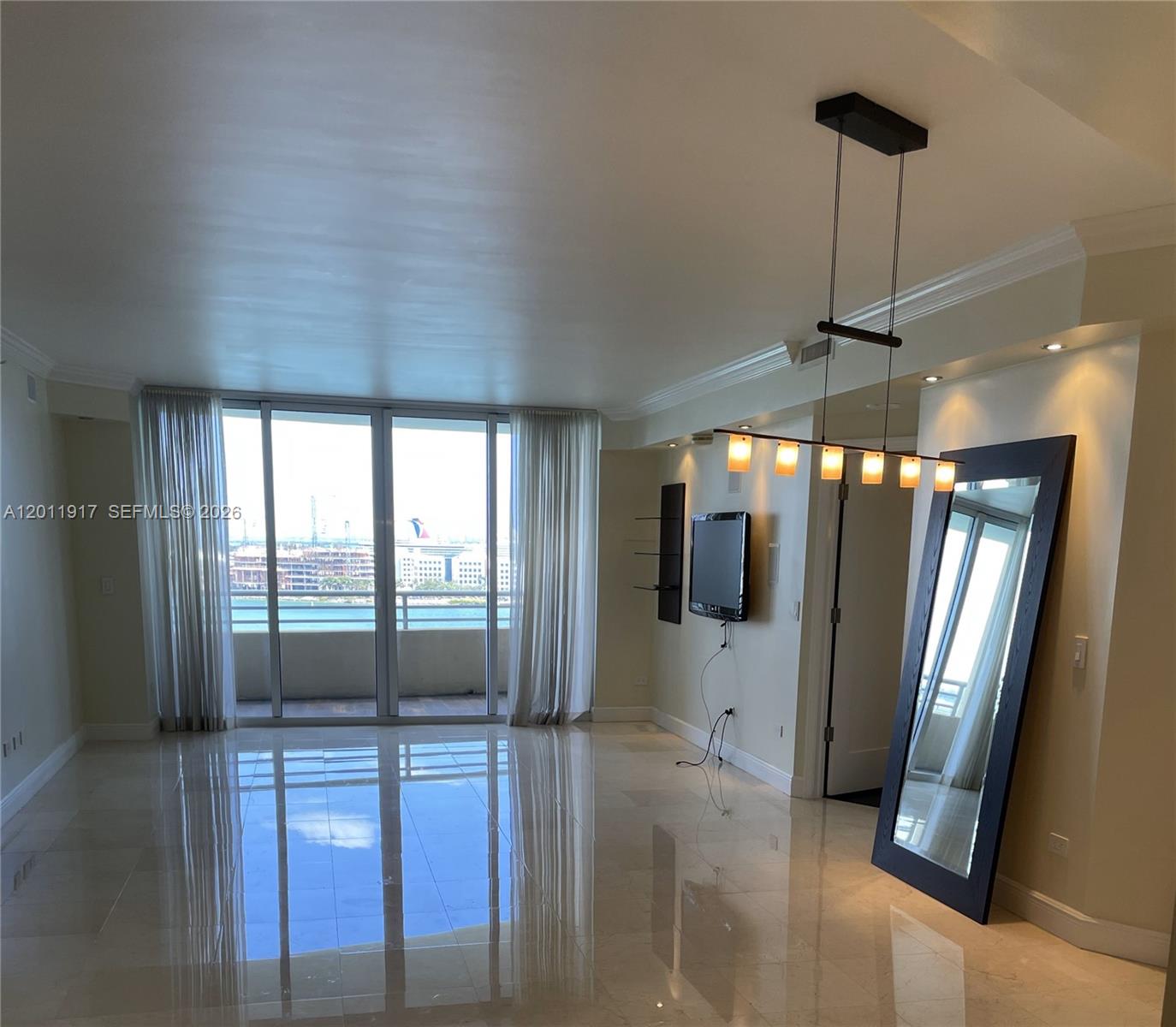 848 Brickell Key Dr 1402