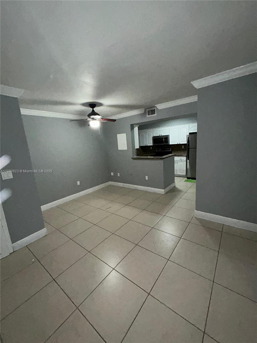 KENDALL LAKE TOWERS CONDO - Residential Lease