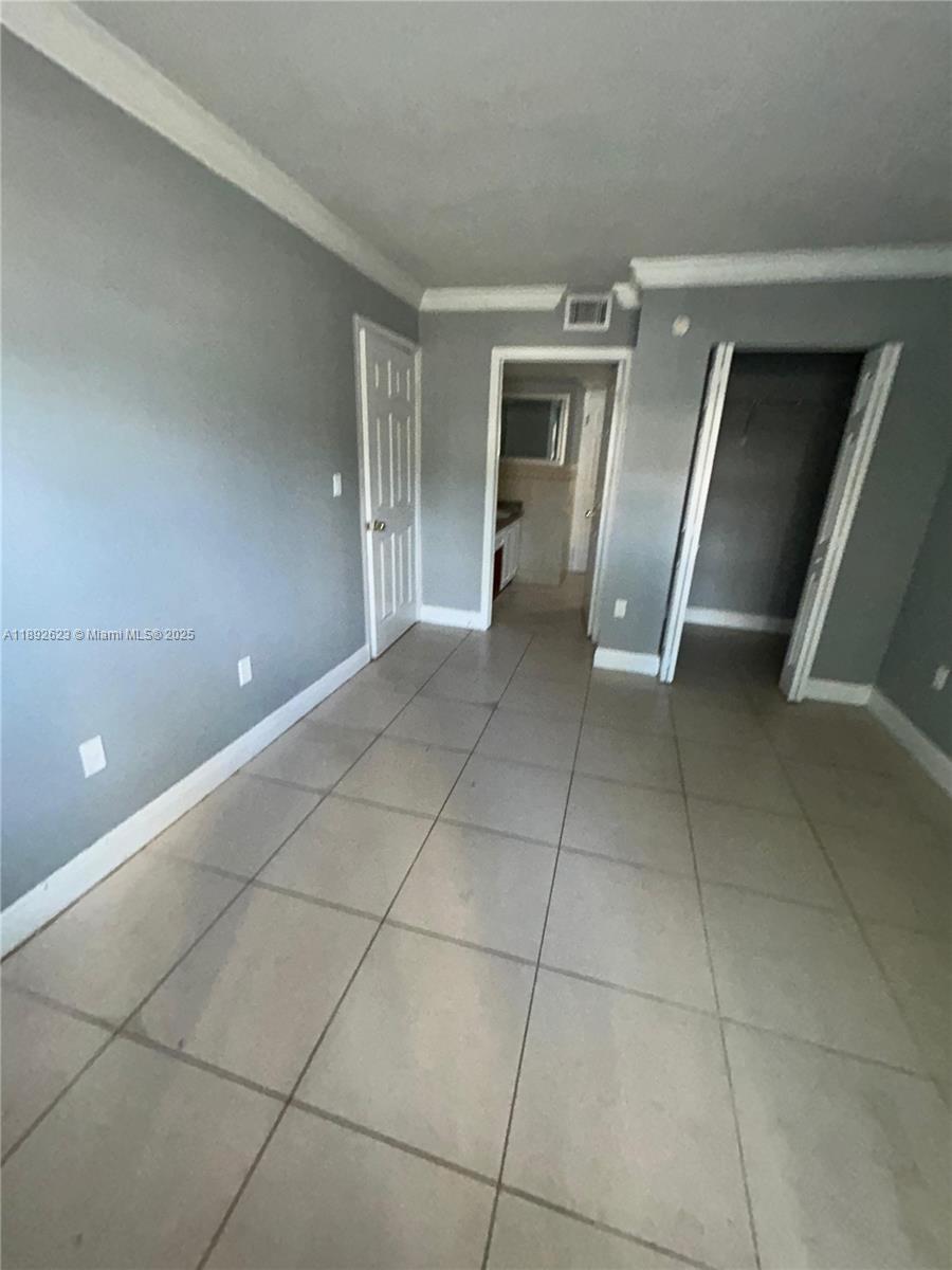 KENDALL LAKE TOWERS CONDO - Residential Lease