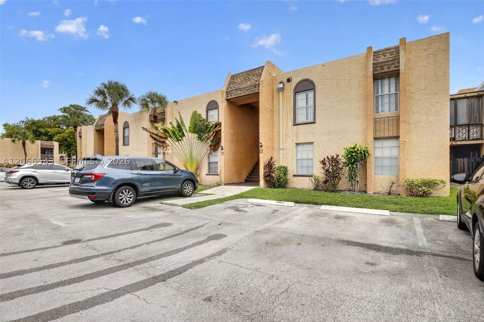 4241 NW 19th St