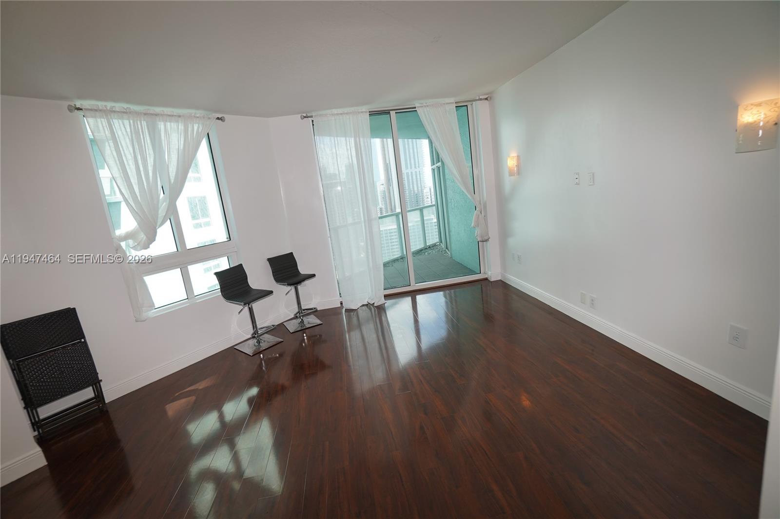 QUANTUM ON THE BAY CONDO - Residential