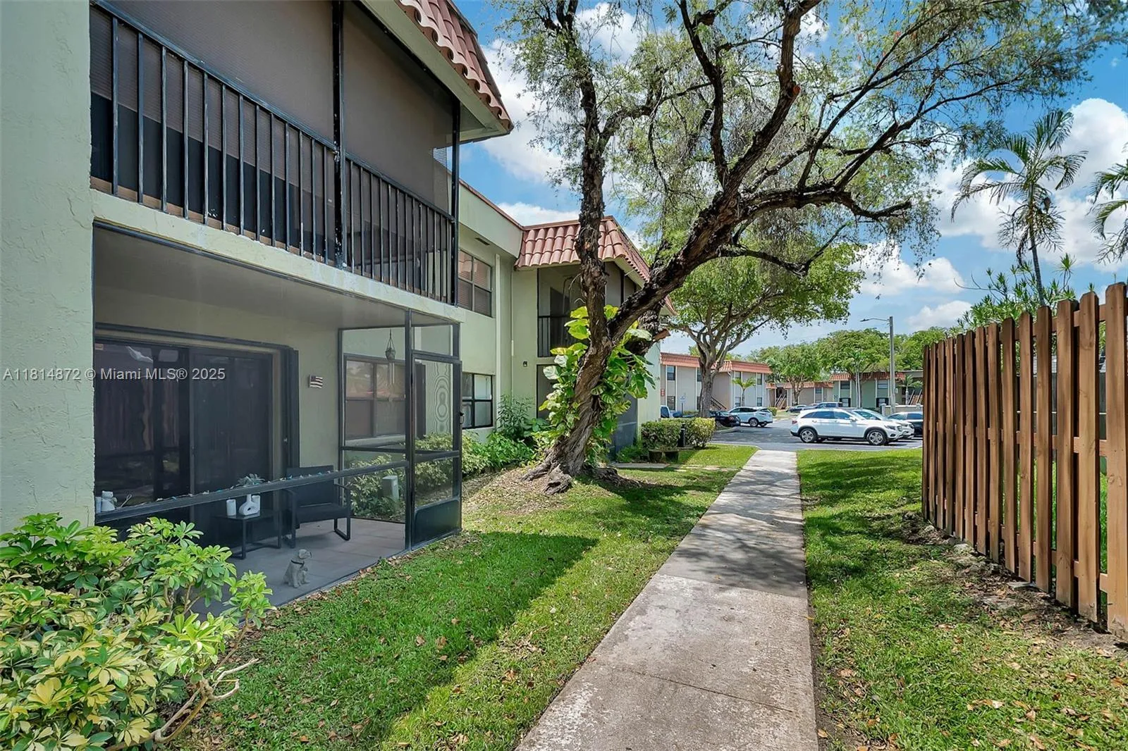 Miami, Florida 33196, United States, 3 Bedrooms Bedrooms, ,2 BathroomsBathrooms,Residential,Active,143588