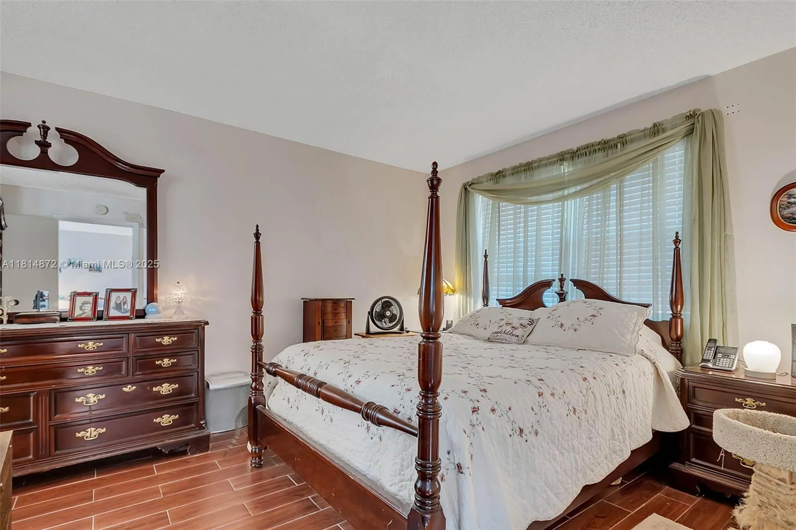 Miami, Florida 33196, United States, 3 Bedrooms Bedrooms, ,2 BathroomsBathrooms,Residential,Active,143588