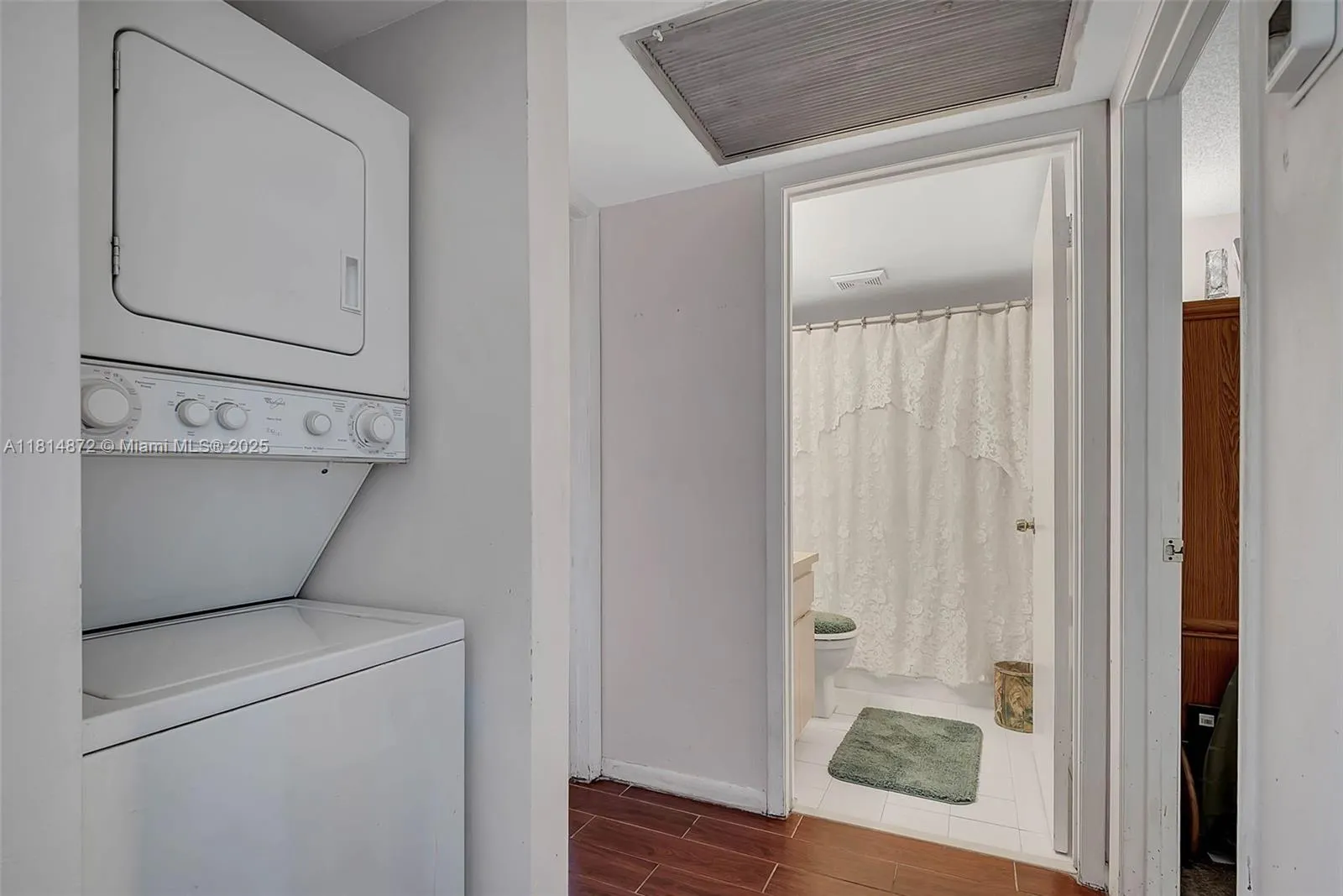 Miami, Florida 33196, United States, 3 Bedrooms Bedrooms, ,2 BathroomsBathrooms,Residential,Active,143588