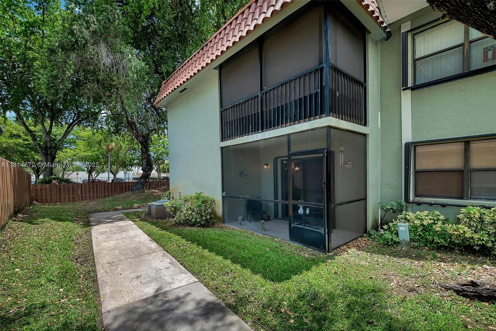 Miami, Florida 33196, United States, 3 Bedrooms Bedrooms, ,2 BathroomsBathrooms,Residential,Active,143588