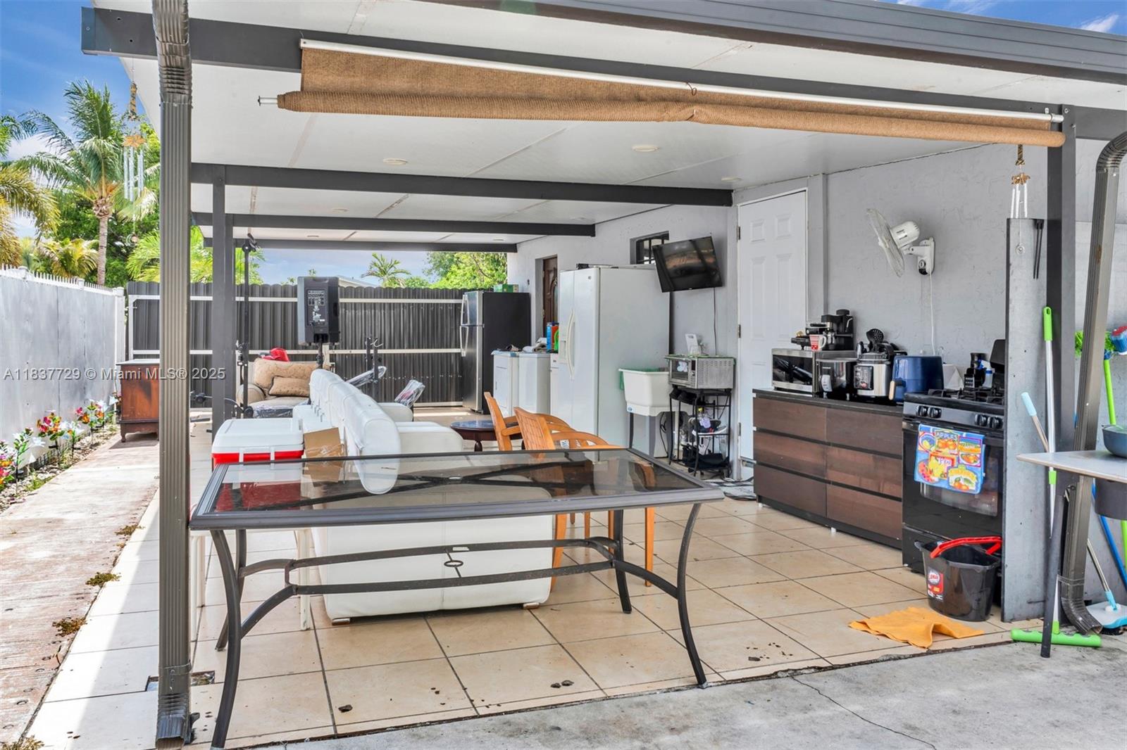 CAROL CITY 6TH ADDN - Residential