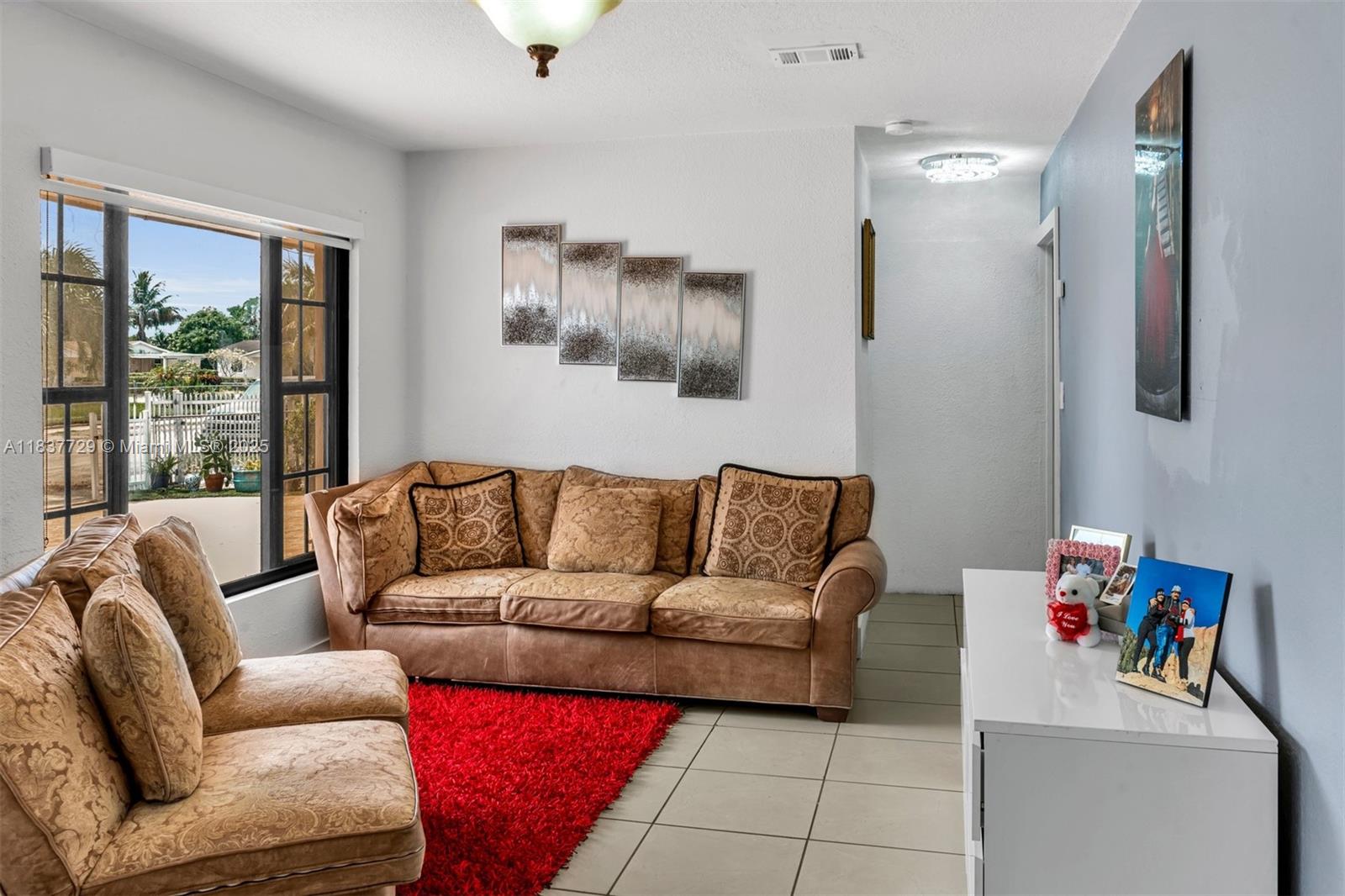 CAROL CITY 6TH ADDN - Residential