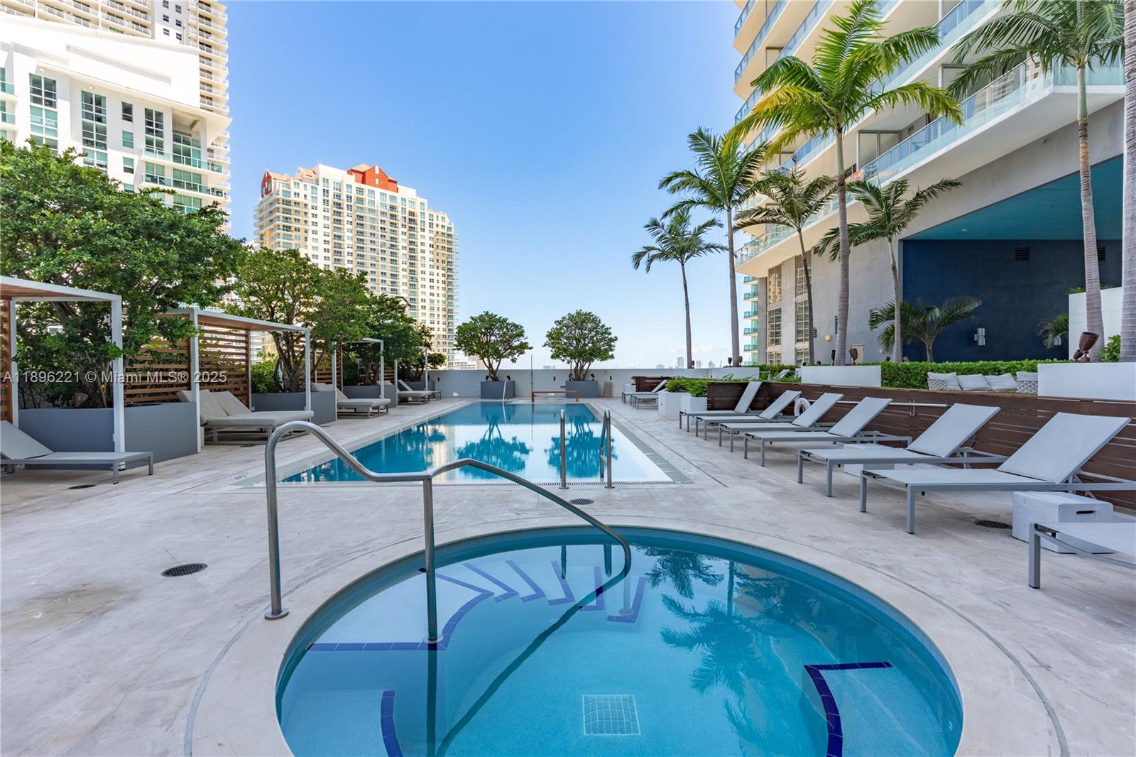 BRICKELLHOUSE CONDO - Residential