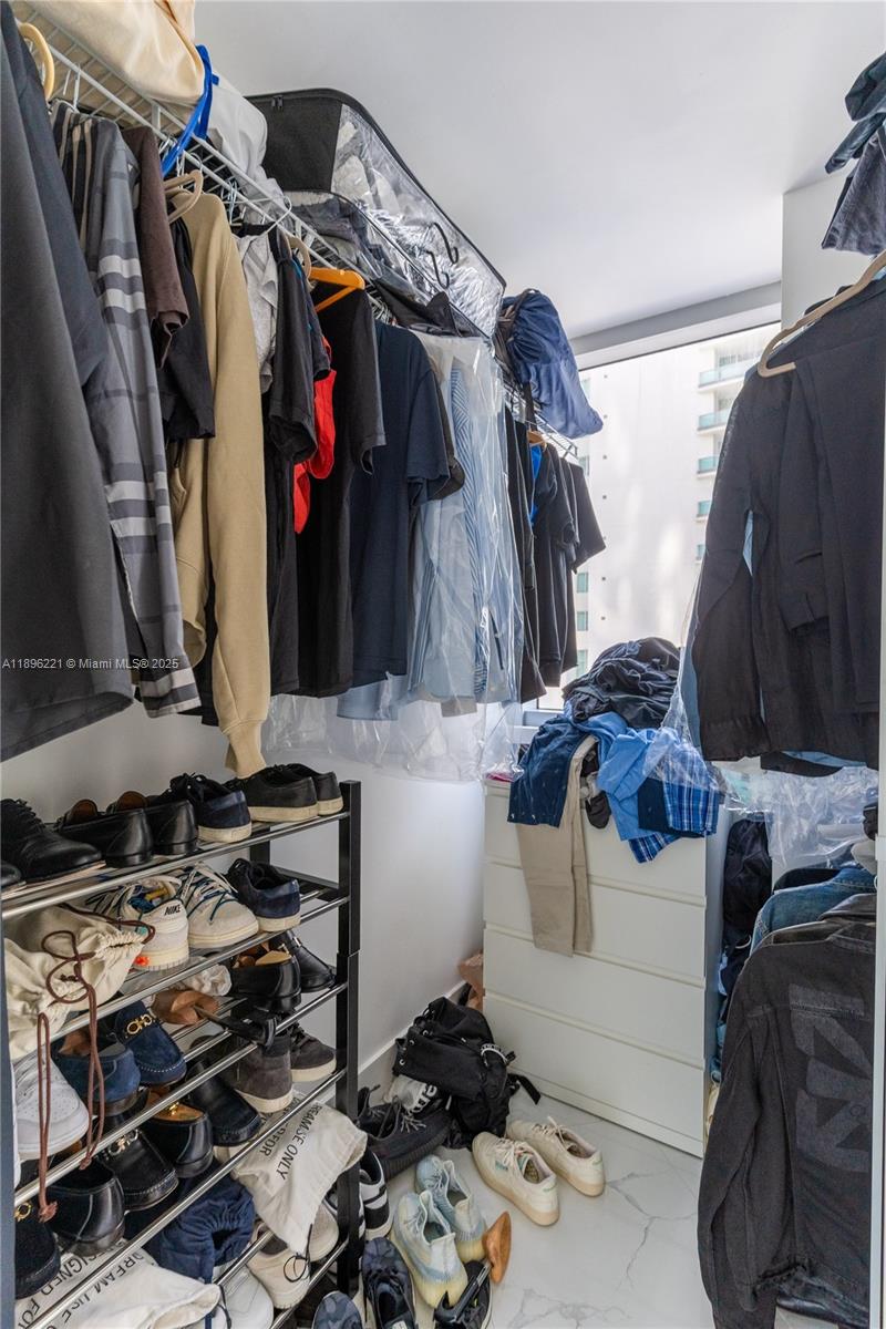 BRICKELLHOUSE CONDO - Residential