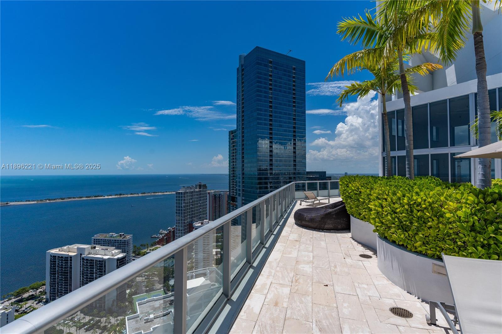 BRICKELLHOUSE CONDO - Residential