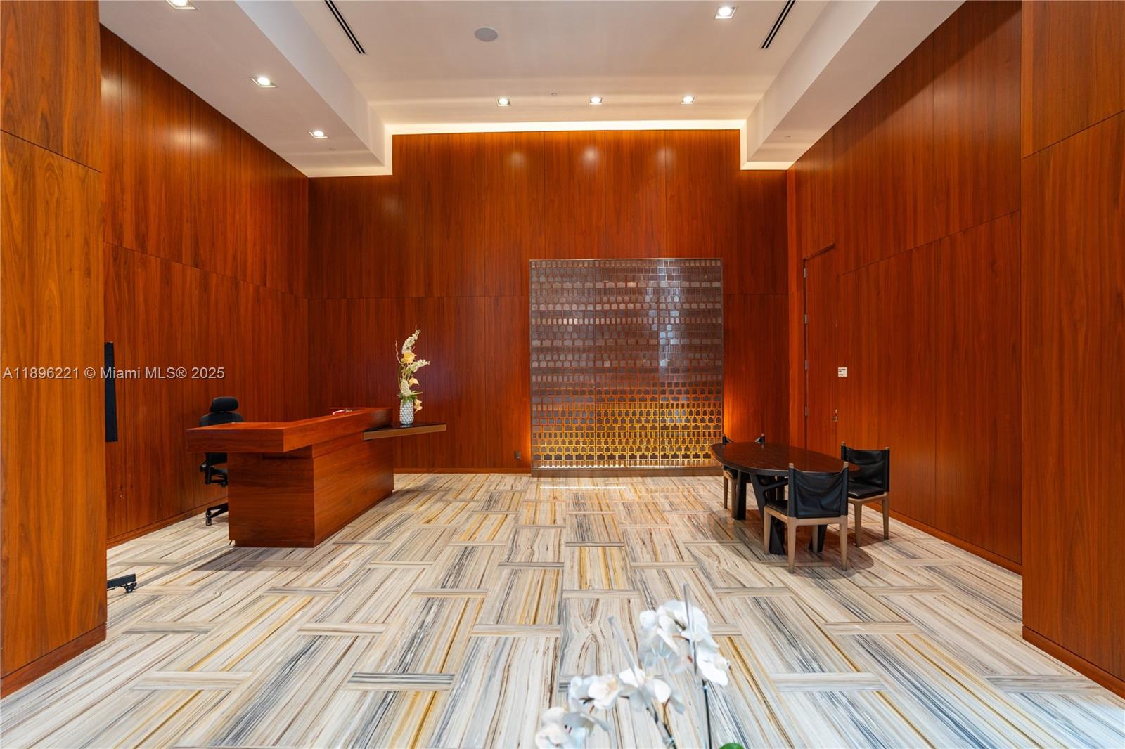 BRICKELLHOUSE CONDO - Residential