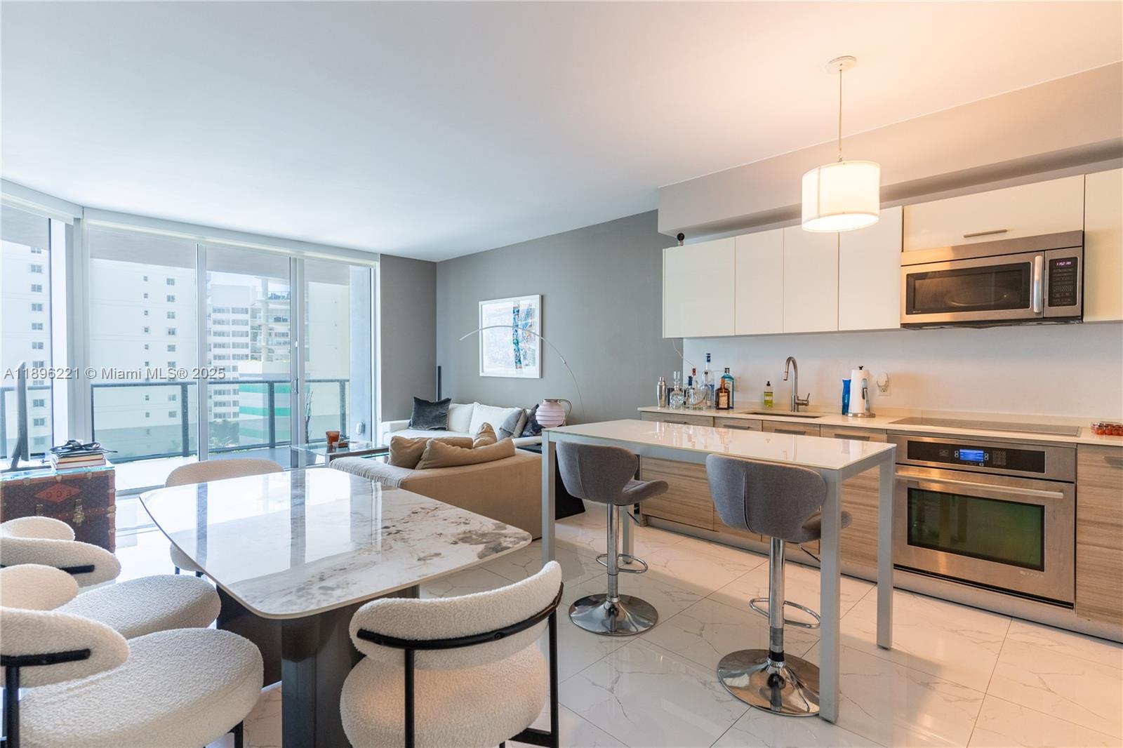 BRICKELLHOUSE CONDO - Residential