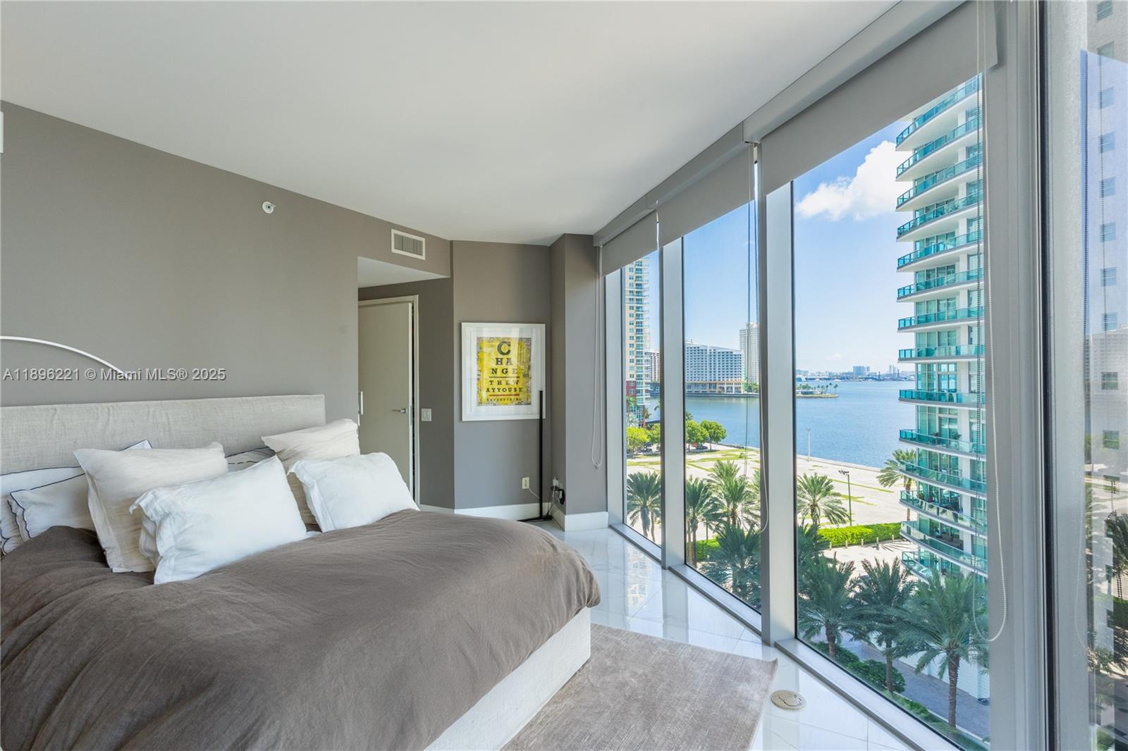 BRICKELLHOUSE CONDO - Residential