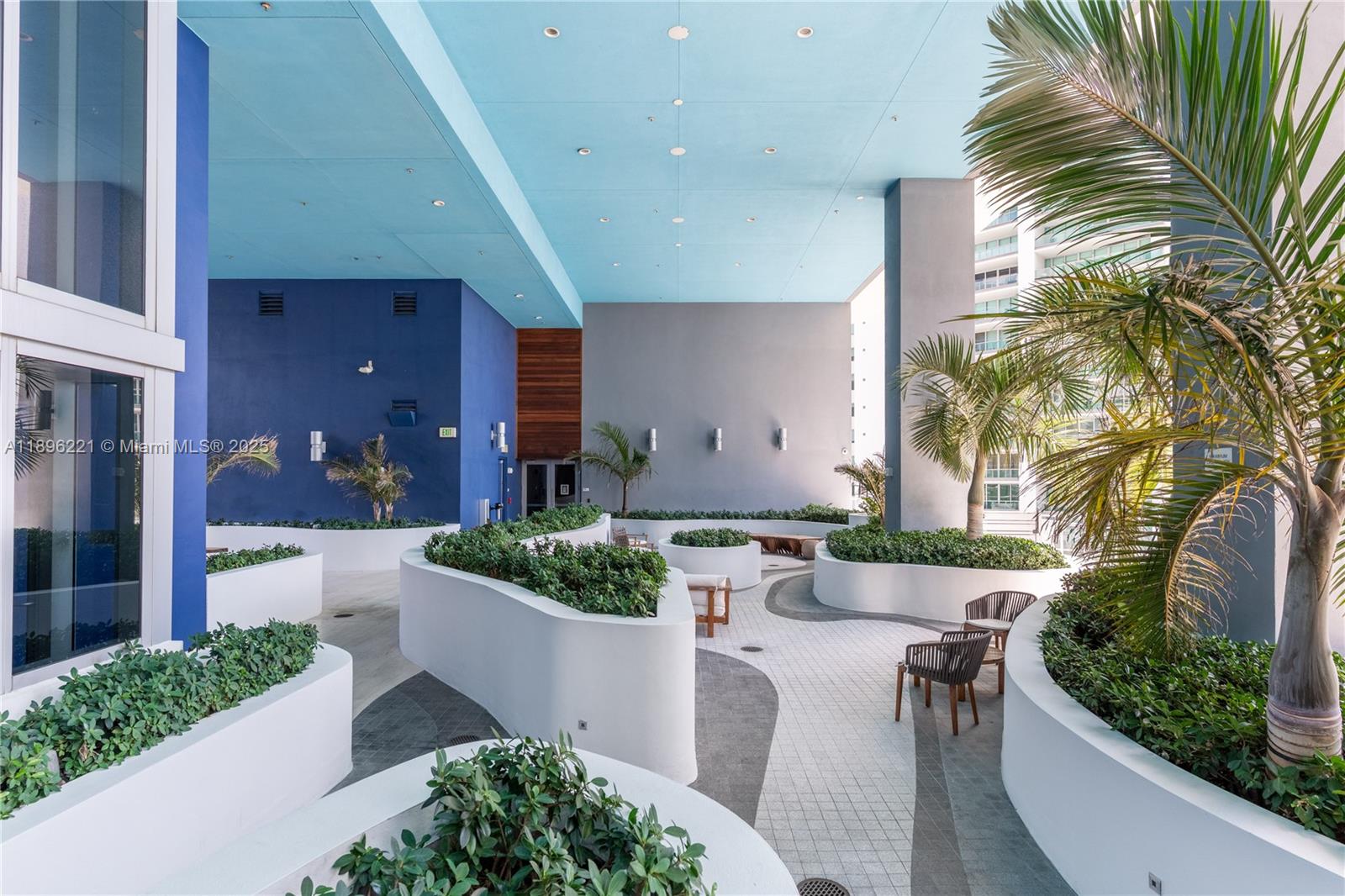 BRICKELLHOUSE CONDO - Residential