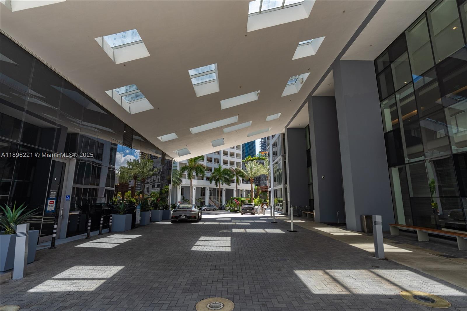 BRICKELLHOUSE CONDO - Residential