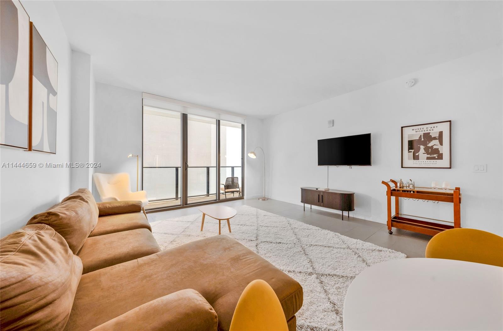 Rental Property at 1600 Ne 1st Ave 2318, Miami, Broward County, Florida - Bedrooms: 1 
Bathrooms: 1  - $3,300 MO.