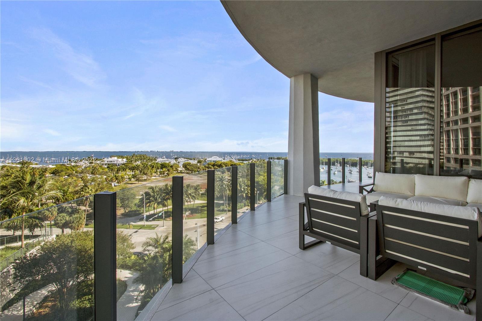 ONE PARK GROVE - Residential