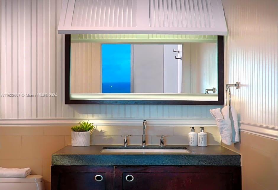 SOLE CONDO - Residential