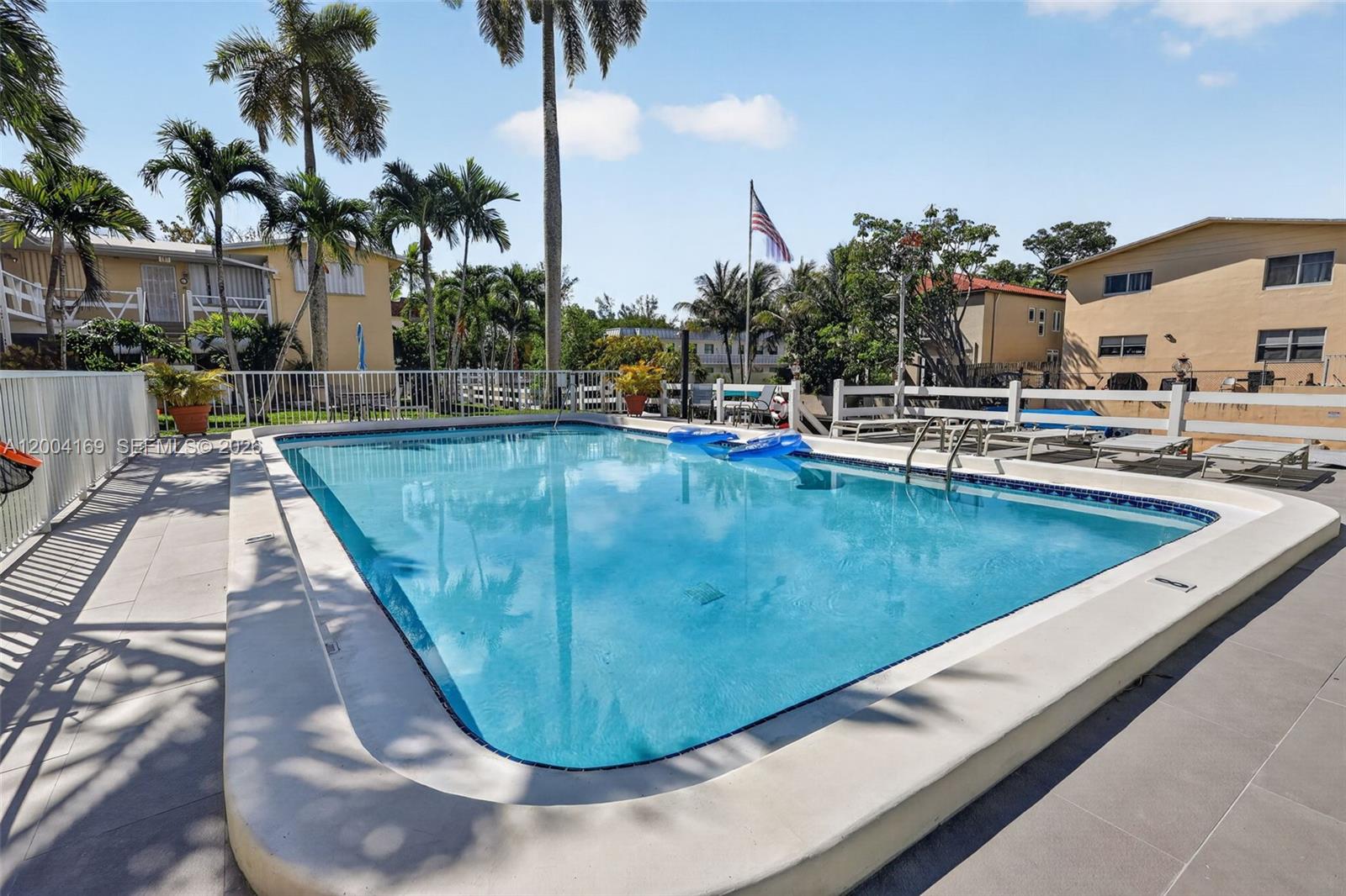 VENICE PARK - Residential