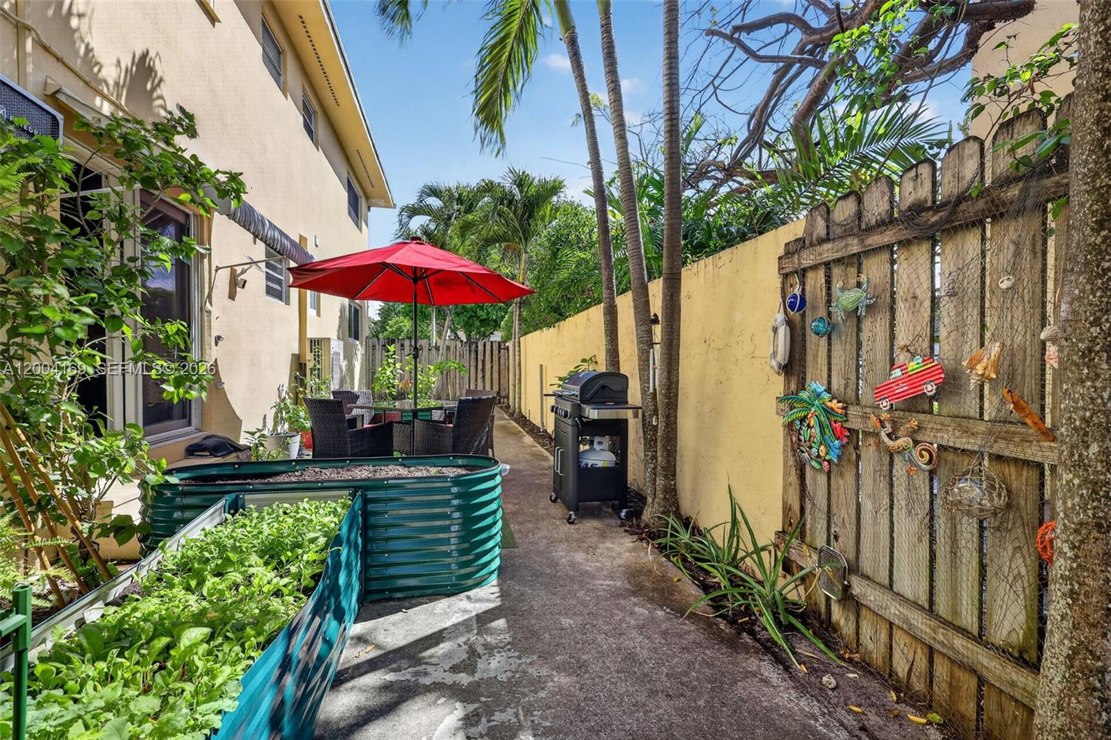 VENICE PARK - Residential