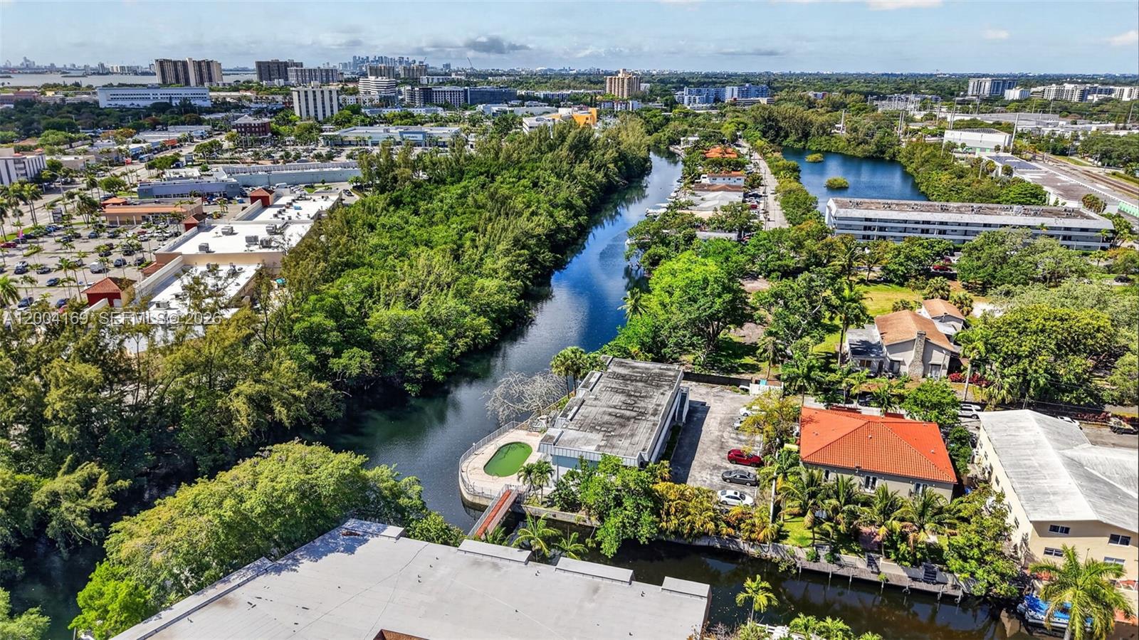 VENICE PARK - Residential